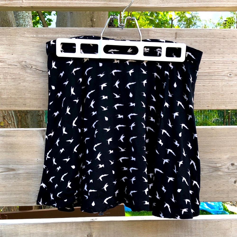 Volcom Skater Girl Black & White Bird Print Skirt